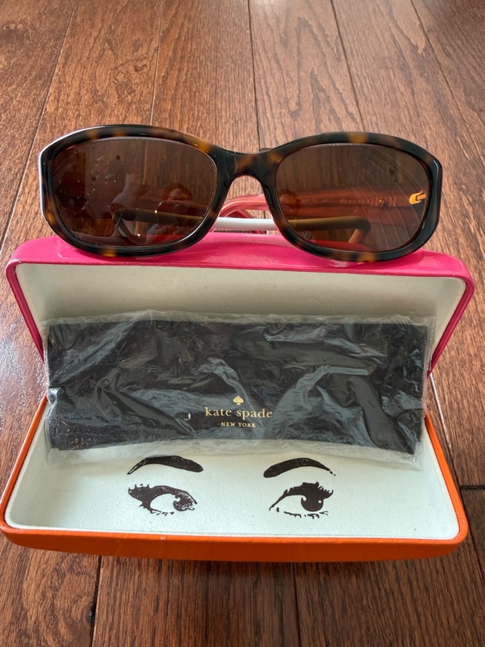 kate spade Women’s prescription Sunglasses Brown Tortoise frame w/Pink Case&sham